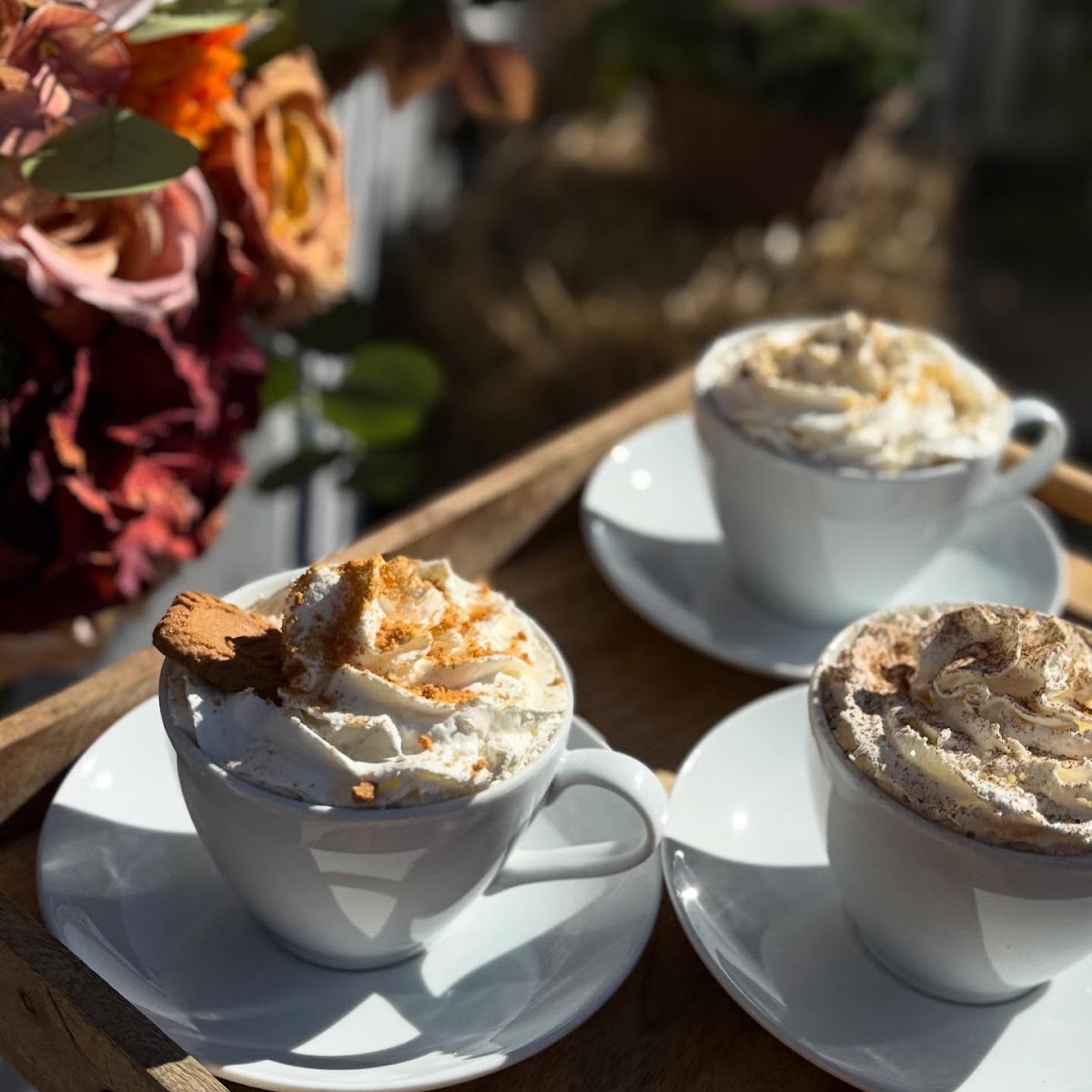 Kawa specialty z bitą śmietaną